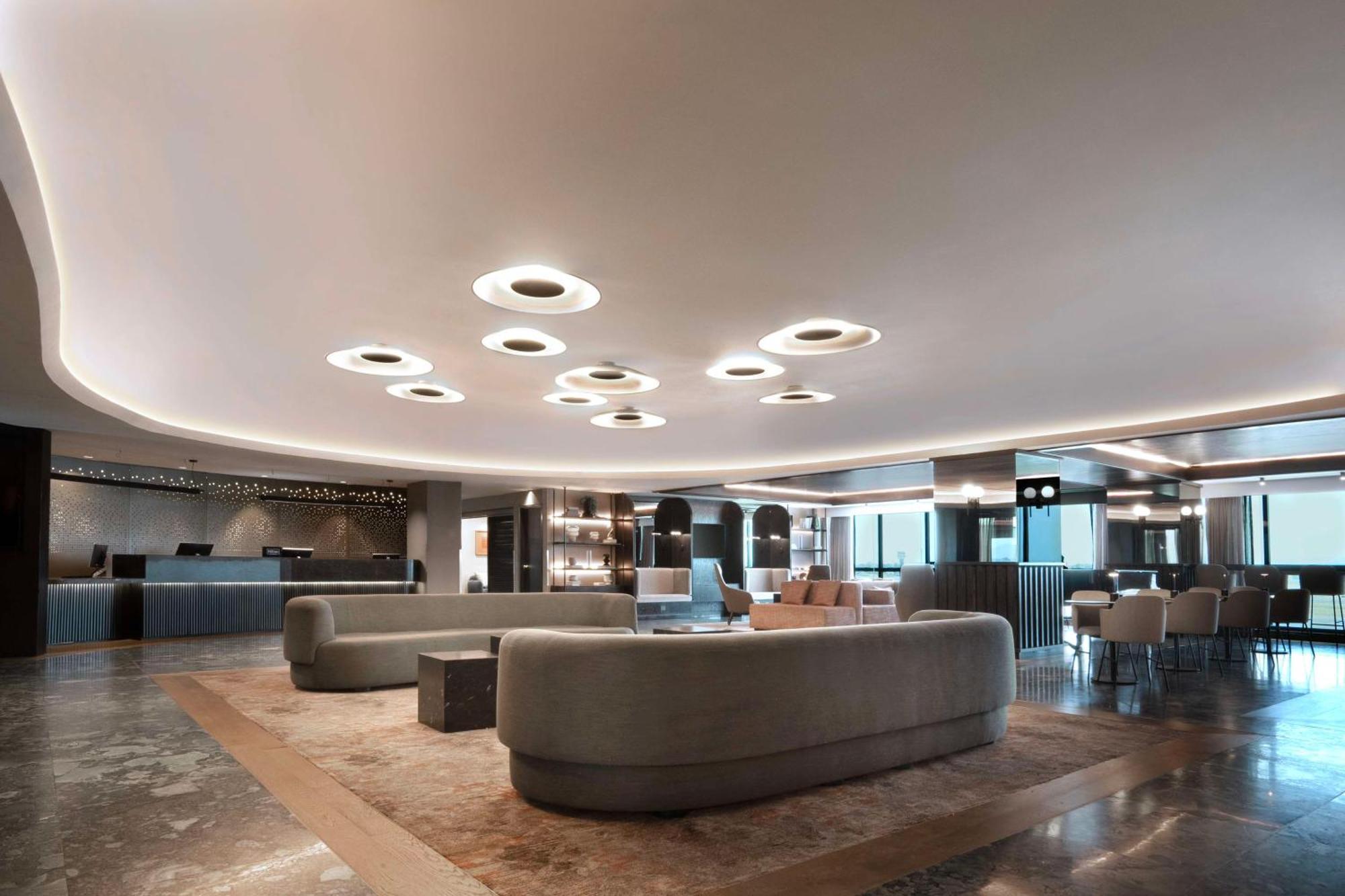 Hilton Mexico City Airport Bagian luar foto