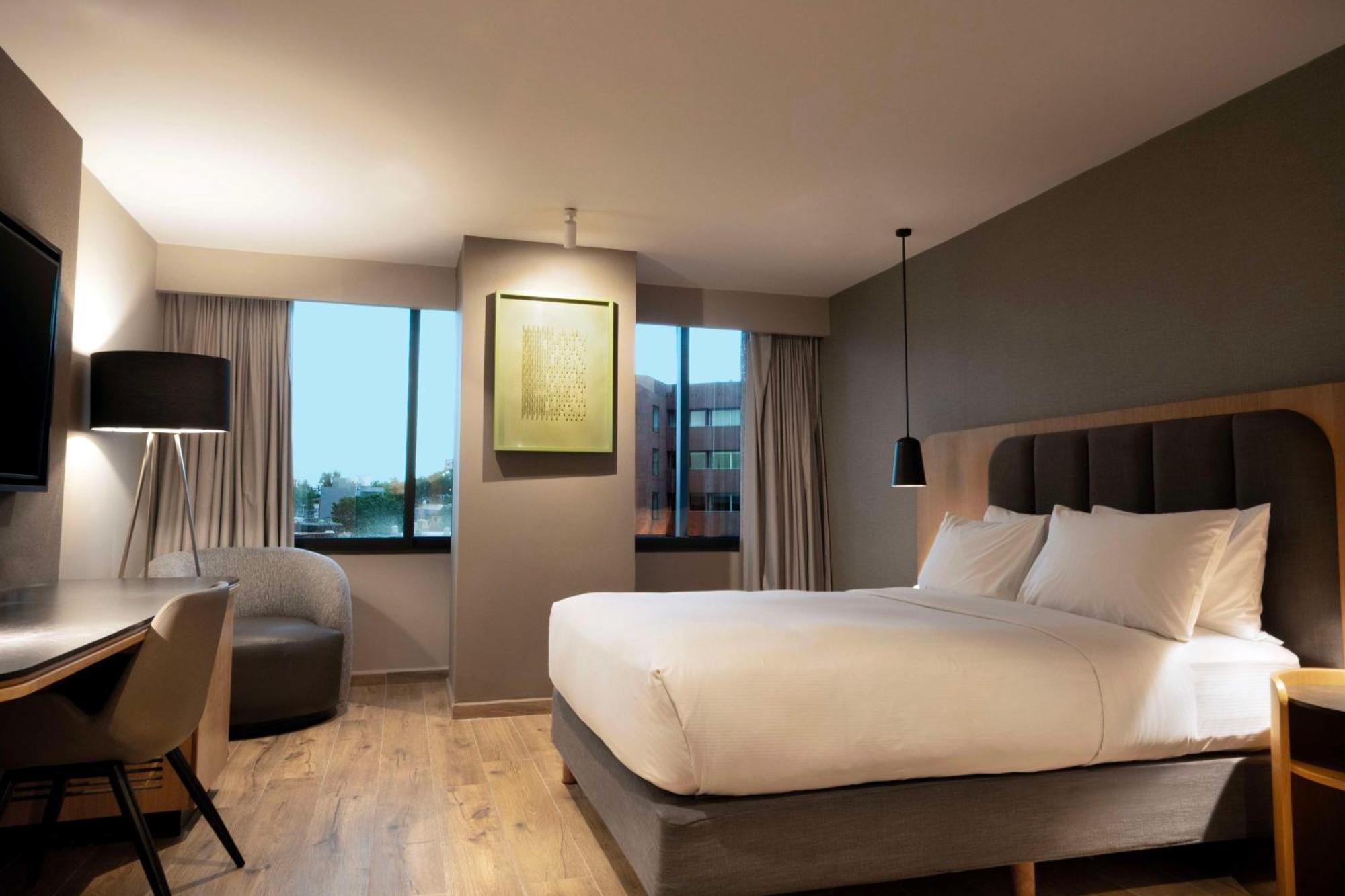 Hilton Mexico City Airport Bagian luar foto